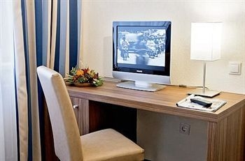 Hotel Carina3
