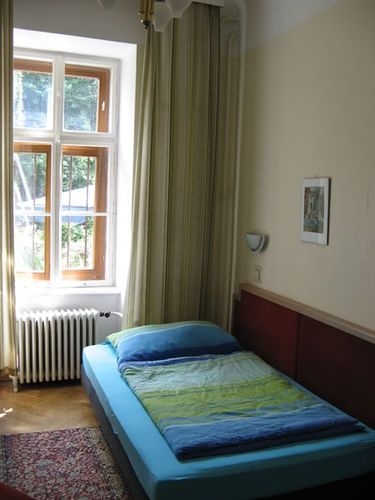 RUSTLER HOTEL0