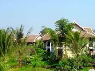 Santi Resort and Spa0
