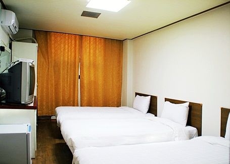 Grand Park Hotel1