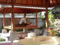 โรงแรมอดีธรรม กุตาญ (Adi Dharma Hotel Kuta)2