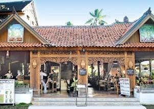 โรงแรมอดีธรรม กุตาญ (Adi Dharma Hotel Kuta)3