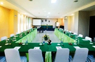 โรงแรมแกรนด์ สันทิ (Hotel Grand Santhi)4