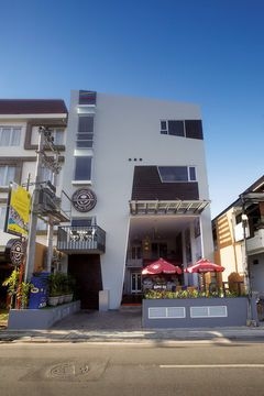 โรงแรมลอฟต์ เลเกียน (Loft Legian Hotel)0