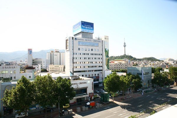 Crystal Hotel0