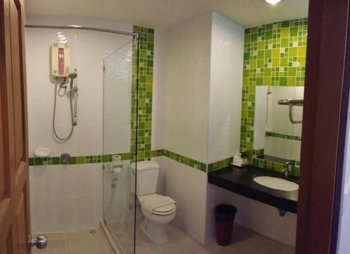 โรงแรมเอมบริโอ (Embryo Hotel)3