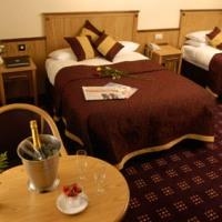 Bush Hotel1