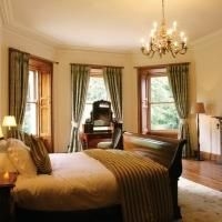 Mount Falcon Hotel2