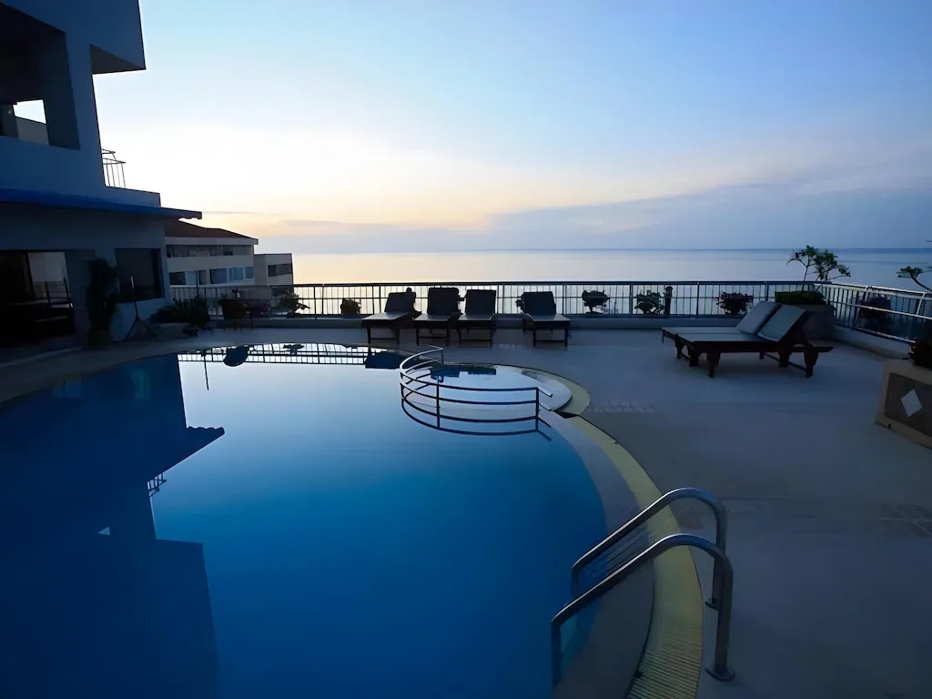 โรงแรมเอเชีย ชะอำ (Asia Cha-am Hotel)3