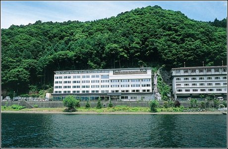 โรงแรมโทมิโนโกะ (Tominoko Hotel)1