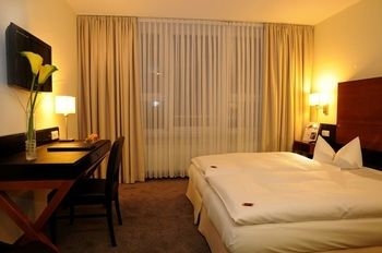 BEST WESTERN ATRIUM HOTEL2