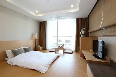 The Suites Hotel Naksan4