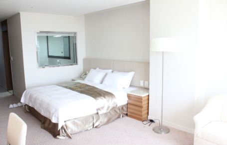 The Class 300 Hotel3