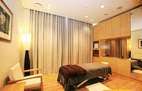 ไฮ 1 แกรนด์ โฮเต็ล เมนทาวเวอร์ (คังวอน แลนด์ โฮเต็ล) (High1 Convention Hotel (Kangwon Land Hotel))1