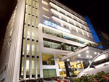 ASTON TROPICANA1