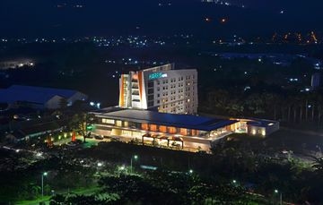 Harris Sentul City0