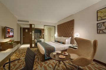 Pride Hotel4