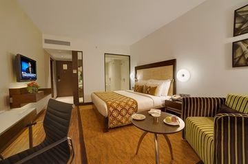 Pride Hotel3