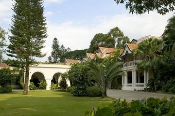 Taj Westend2