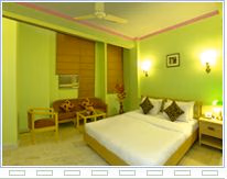 Crest Inn3