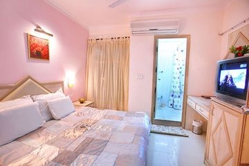 Omni International Hotel3