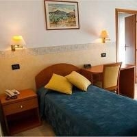 Touring Hotel Falconara4
