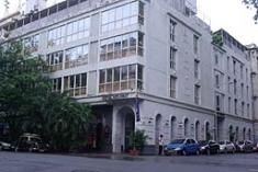 โรงแรมดิโพลมัท (Diplomat Hotel)0