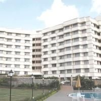 Residence Hotel & Convention Centre0