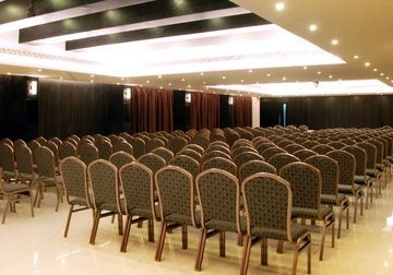 Clarks Inn Suites1