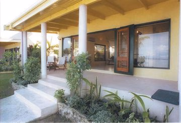 RYDGES HIDEAWAY (FRANGIPANI)2