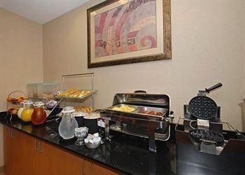 COMFORT SUITES OXFORD3
