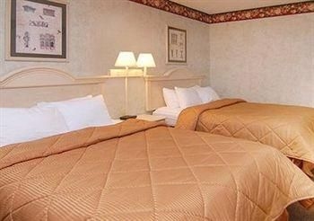 COMFORT INN PRICEVILLE1