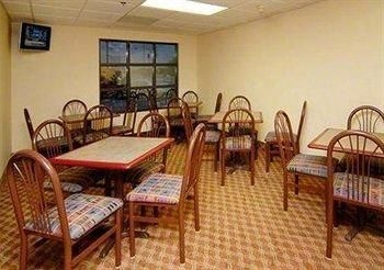 COMFORT INN PRICEVILLE4