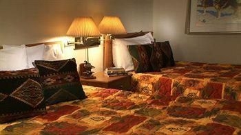 Westmark Inn Tok2