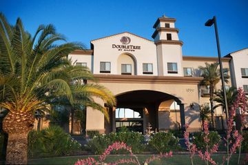 DOUBLETREE BY HILTON PHOENIX -0