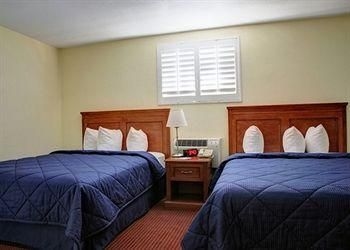 SUBURBAN EXTENDED STAY HOTEL TEMPE1