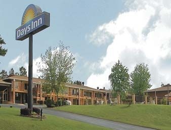 DAYS INN BENTON0