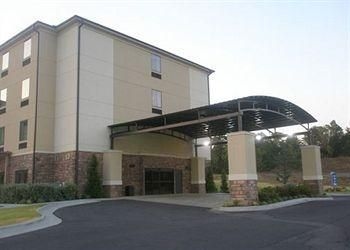 COMFORT INN & SUITES FORT SMITH1