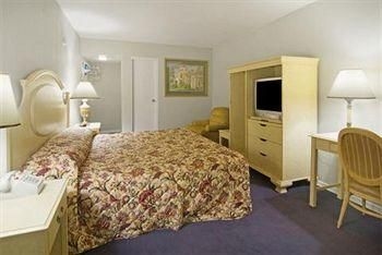 AMERICAS BEST VALUE INN2