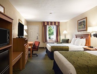 DAYS INN & SUITES STUTTGART4