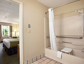 DAYS INN & SUITES STUTTGART2
