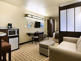 MICROTEL INN AND SUITES SEARCY1