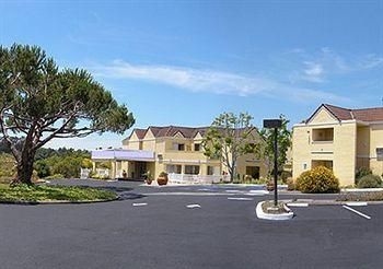 QUALITY INN & SUITES CAPITOLA2