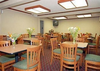 COMFORT INN ESCONDIDO3