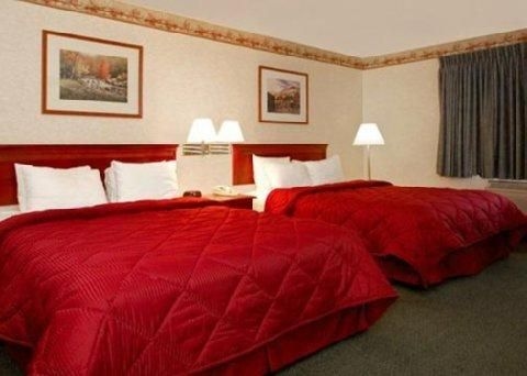 COMFORT INN & SUITES4