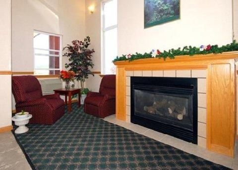 COMFORT INN & SUITES2