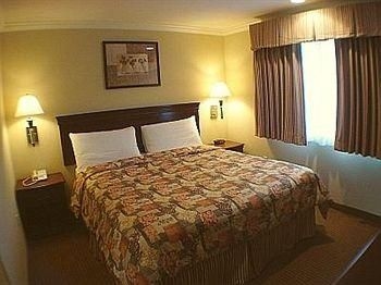 AMERICAS BEST VALUE INN and Suites-Healdsburg3