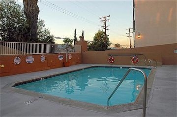 HOLIDAY INN LONG BEACH (DWTN A2
