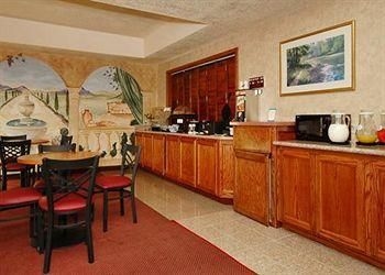 COMFORT INN LATHROP3
