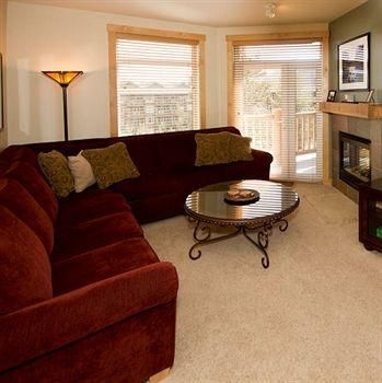 GRAND MAMMOTH RESORTS3